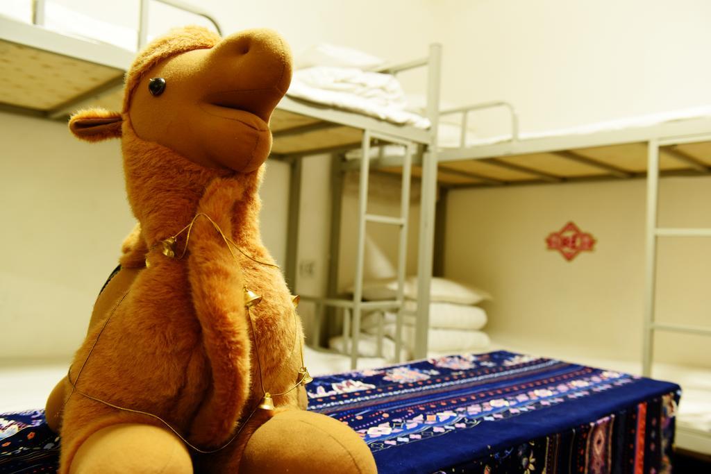 Happy Station Hostel Dunhuang Quarto foto