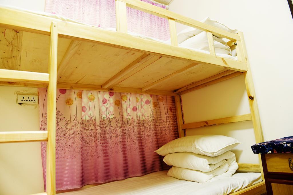 Happy Station Hostel Dunhuang Quarto foto